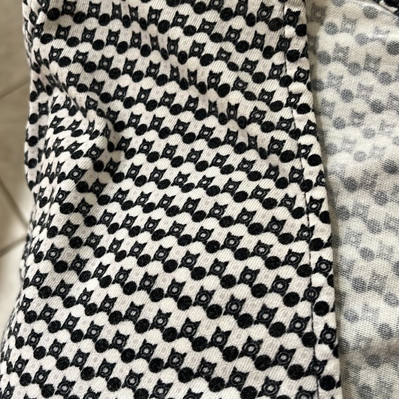 George V-Neck Wrap-Front Blouse - Black & White - Size XXL (20) - Picture 4 of 5